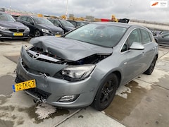 Opel Astra - 2012 * 1.4 Turbo Sport * BLIK SCHADE * 133.000 Km