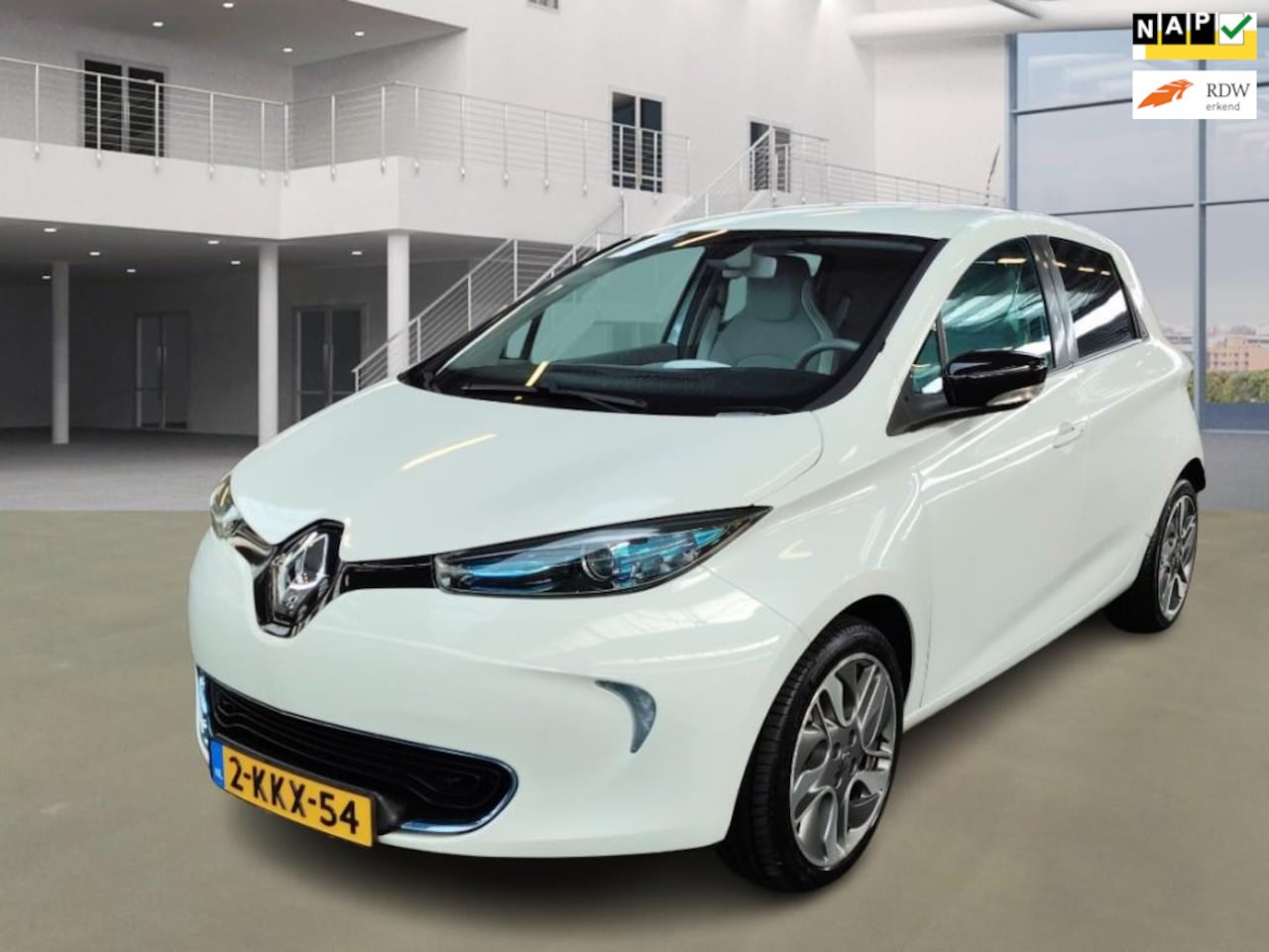 Renault Zoe - Q210 Zen Quickcharge 22 kWh (ex Accu) ACCU LEASE OVERNAME - AutoWereld.nl