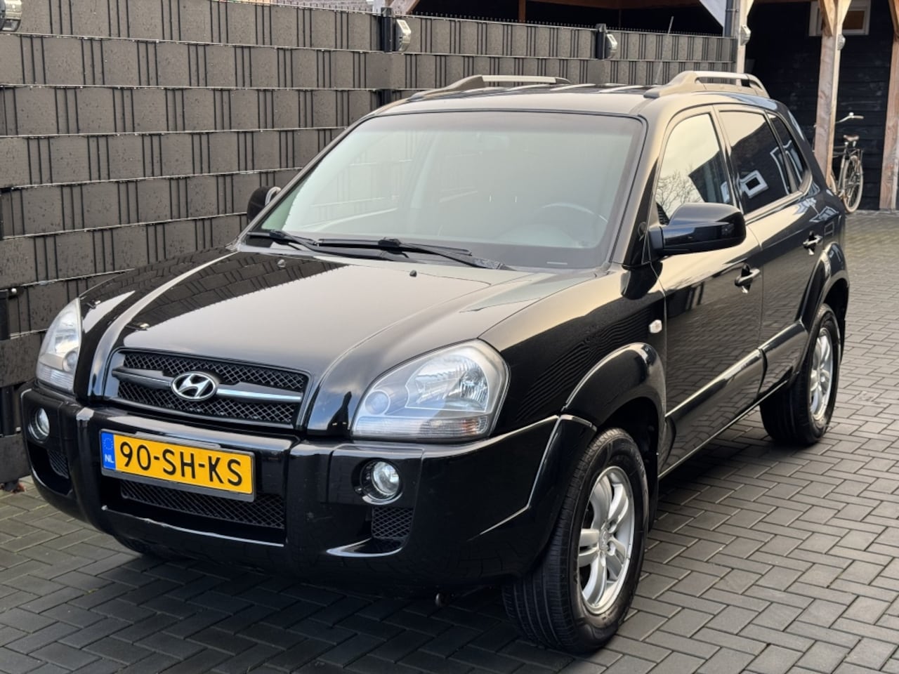 Hyundai Tucson - 2.0i Style 2.0i Style - AutoWereld.nl