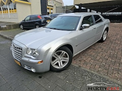 Chrysler 300C - 2.7 V6 leer navi 195.000km nap