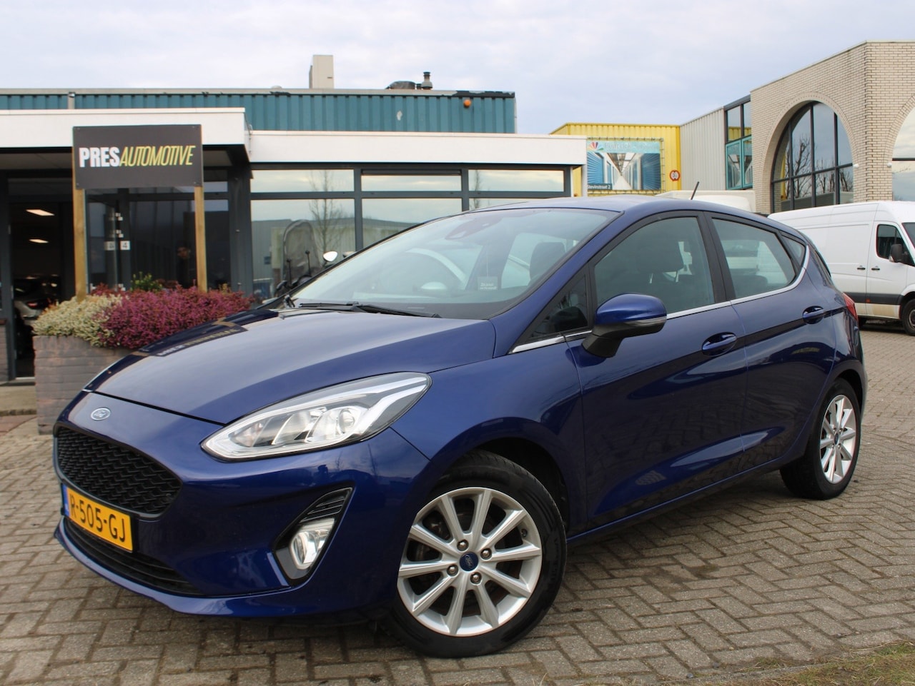 Ford Fiesta - 1.0 EcoBoost Titanium | AIRCO | STOELVERWARMING - AutoWereld.nl