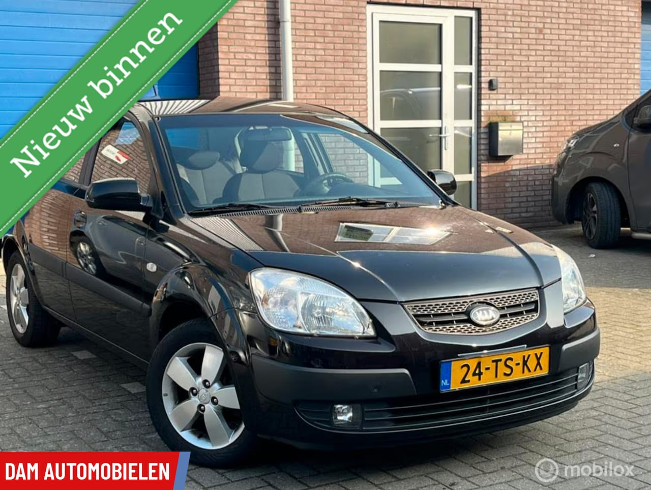 Kia Rio - 1.4 M-bition bj. 2007 5-deurs Airco 176.116 NAP,APK - AutoWereld.nl