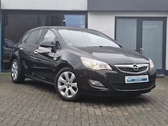 Opel Astra - 1.4 Business Edition Airco, Navigatie, Pdc, Cruise Control, 16"LMV