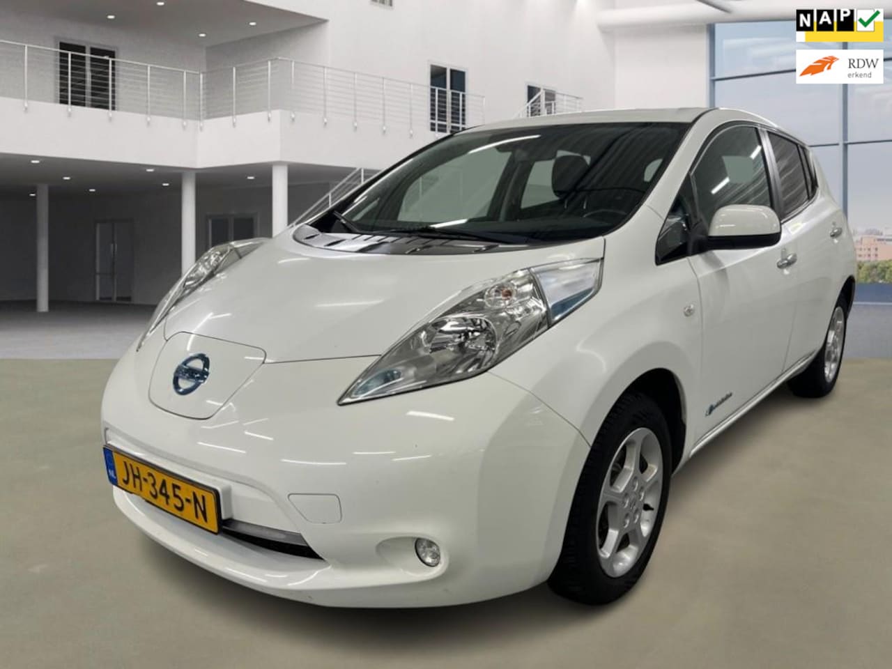 Nissan LEAF - Acenta 30 kWh - AutoWereld.nl