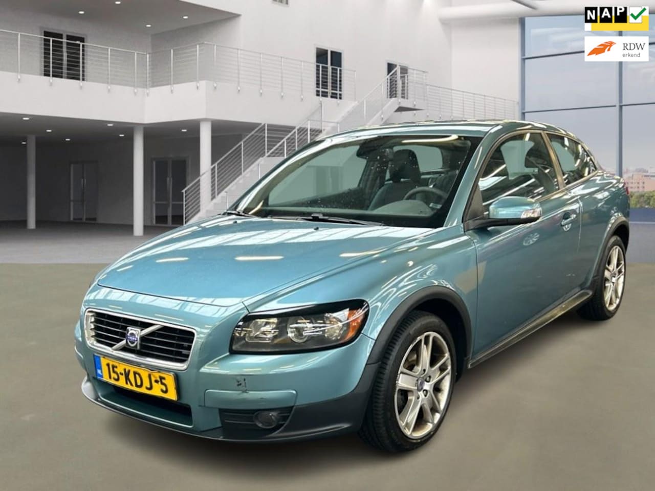 Volvo C30 - 1.8 Momentum 1.8 Momentum - AutoWereld.nl