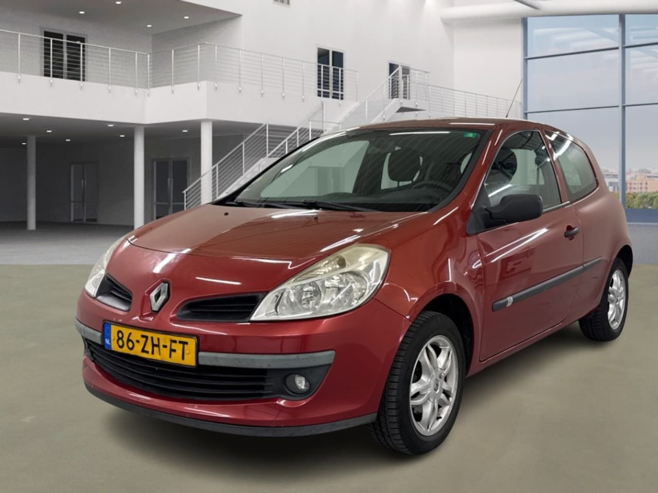 Renault Clio - 1.2 TCE Expression/ BORDEAUXROOD - AutoWereld.nl