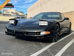 Chevrolet Corvette Convertible - USA 5.7