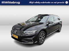 Volkswagen Passat Variant - 1.4 TSI PHEV GTE Business / AUTOMAAT/ TREKHAAK/ DIGITAL DASH/ PANO/ 360 CAMERA/ ACC/ APP-C