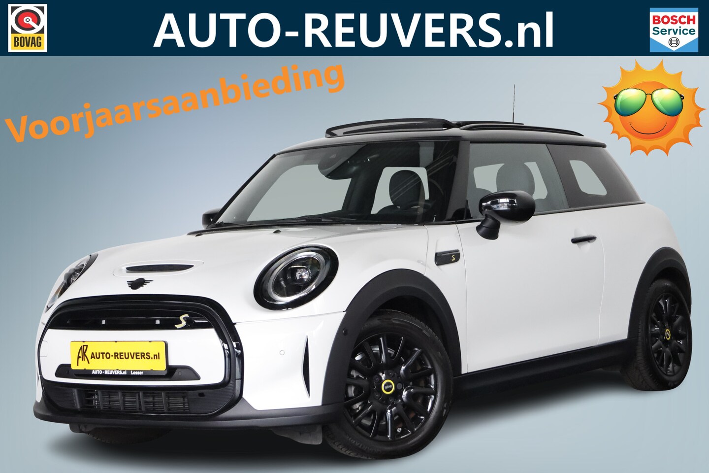 MINI Mini-Electric - Cooper Navigatie / Panorama / HarmanKardon / HUD - AutoWereld.nl