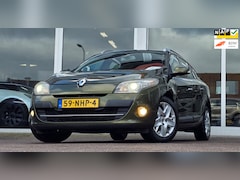 Renault Mégane Estate - 2.0i Automaat Privilége-Lerenbekleding-Parkeerhulp-Mooi