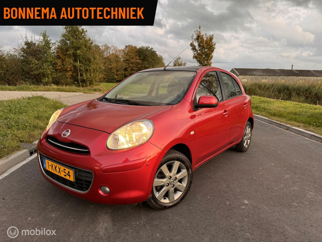 Nissan Micra - 1.2 DIG-S ELLE Panoramadak, climate control. - AutoWereld.nl