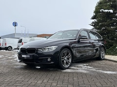 BMW 3-serie Touring - 320i, Led, Leer, Apple carplay, Trekhaak