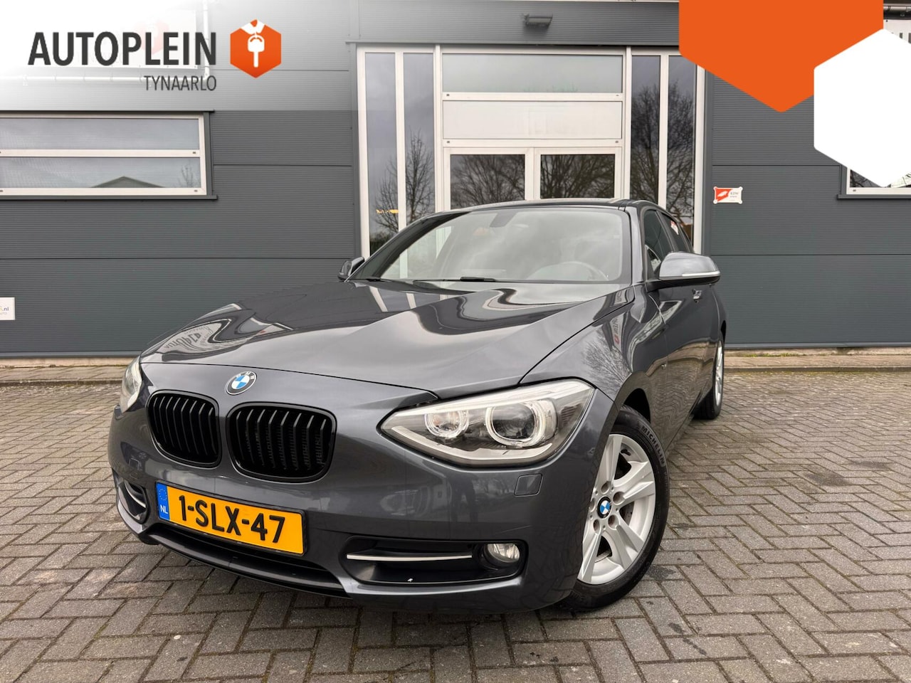 BMW 1-serie - 114i High Executive M-Sport 206PK|GrootNavi|NL Auto|LED|Cruise|PDC - AutoWereld.nl