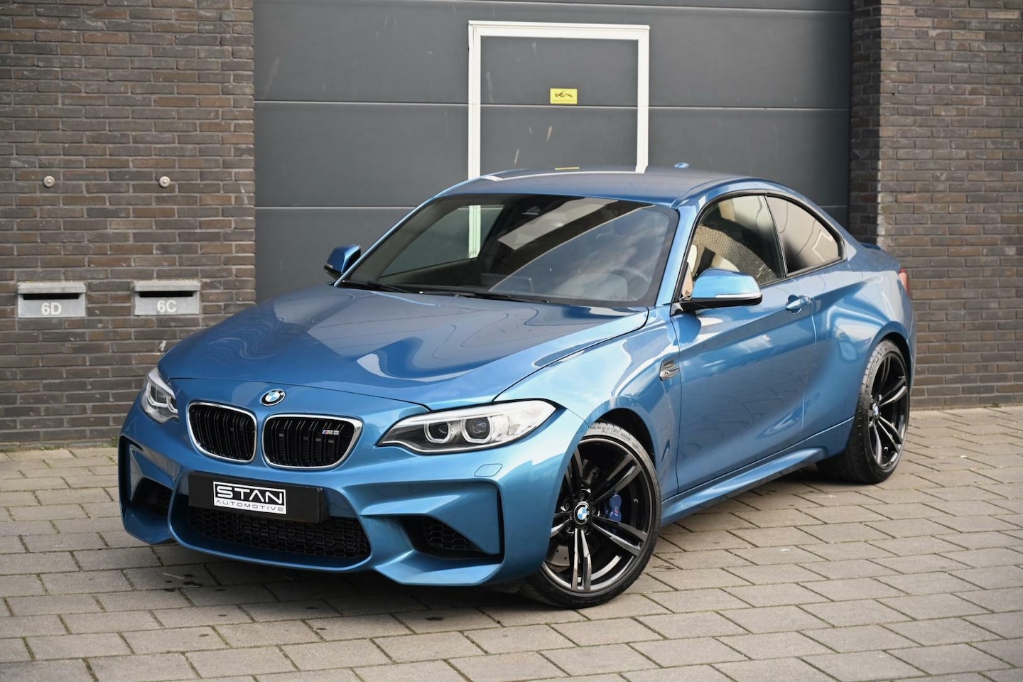 BMW 2-serie Coupé - M2 DCT | NL AUTO | H/K | LONG BEACH BLUE | E-STOELEN - AutoWereld.nl