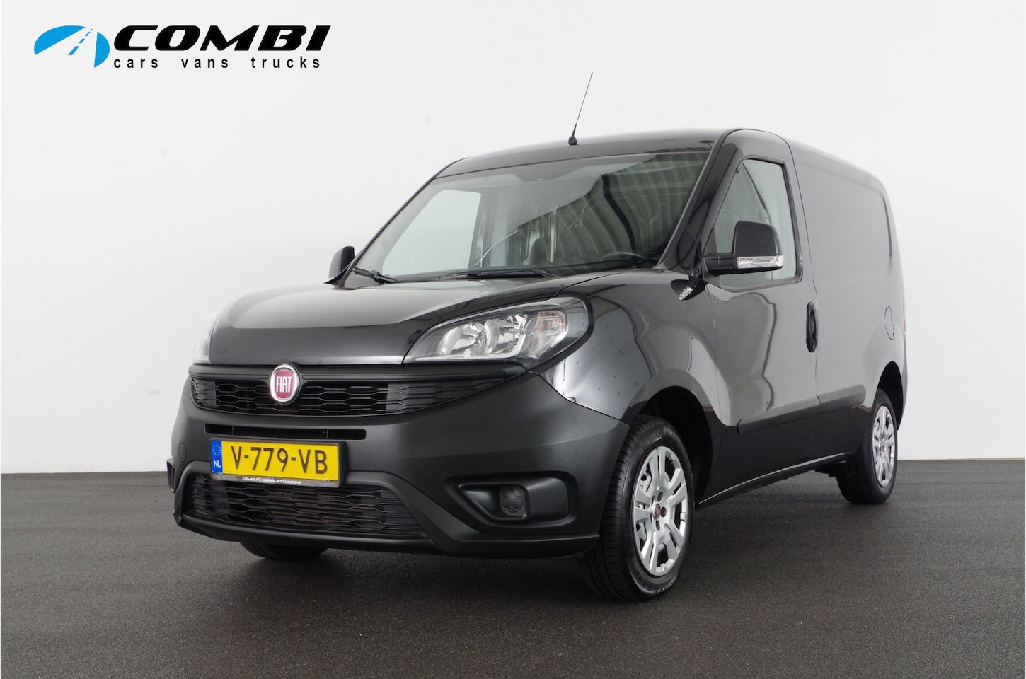 Fiat Doblò Cargo - 1.3 MJ L1H1 Actual > Netjes en goed onderhouden! Euro 6 - AutoWereld.nl