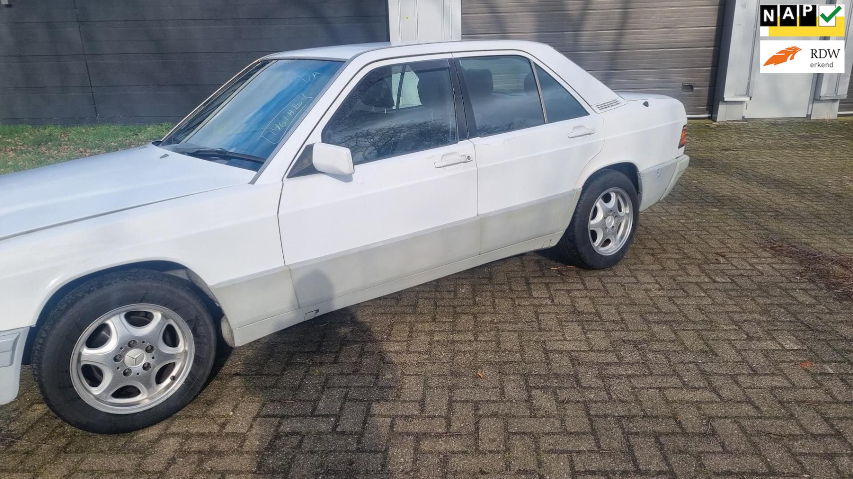 Mercedes-Benz 190-serie - 190D DIESEL 1990 MANUEEL RIJDT GOED 1990 - AutoWereld.nl