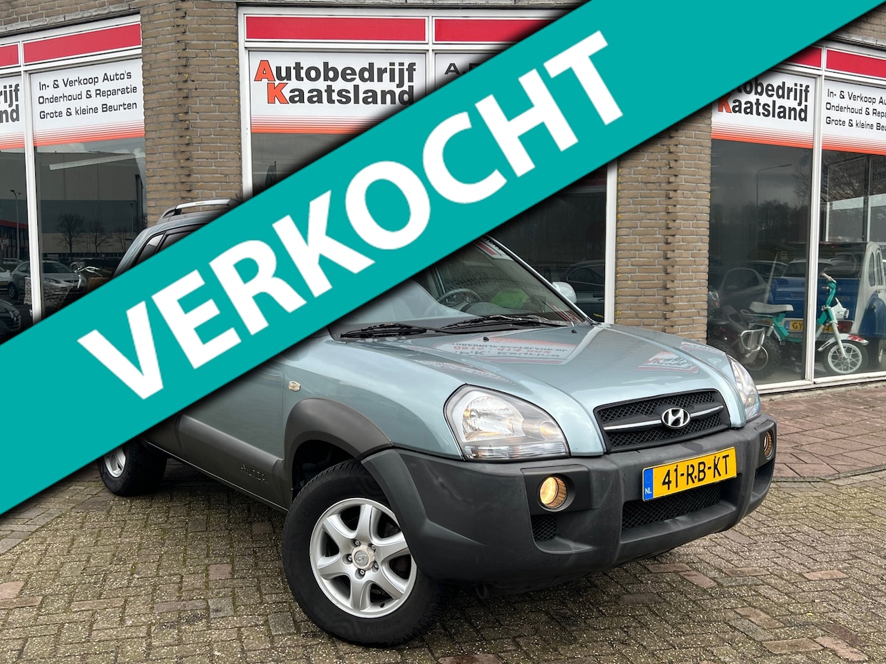 Hyundai Tucson - 2.0i Dynamic - Airco - APK 02-2026 - - AutoWereld.nl