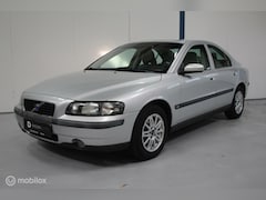 Volvo S60 - 2.4 Edition LEER / AUTOMAAT