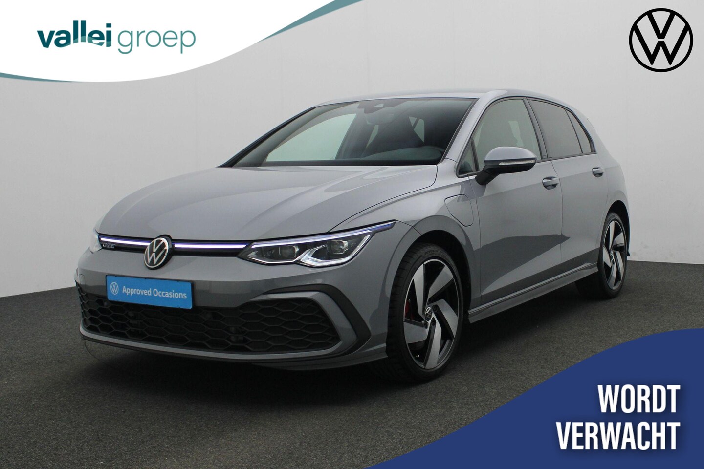 Volkswagen Golf - 1.4 245 pk DSG eHybrid GTE | IQ Light | Stuur-/stoelverwarming | Navigatie | Adaptive Crui - AutoWereld.nl