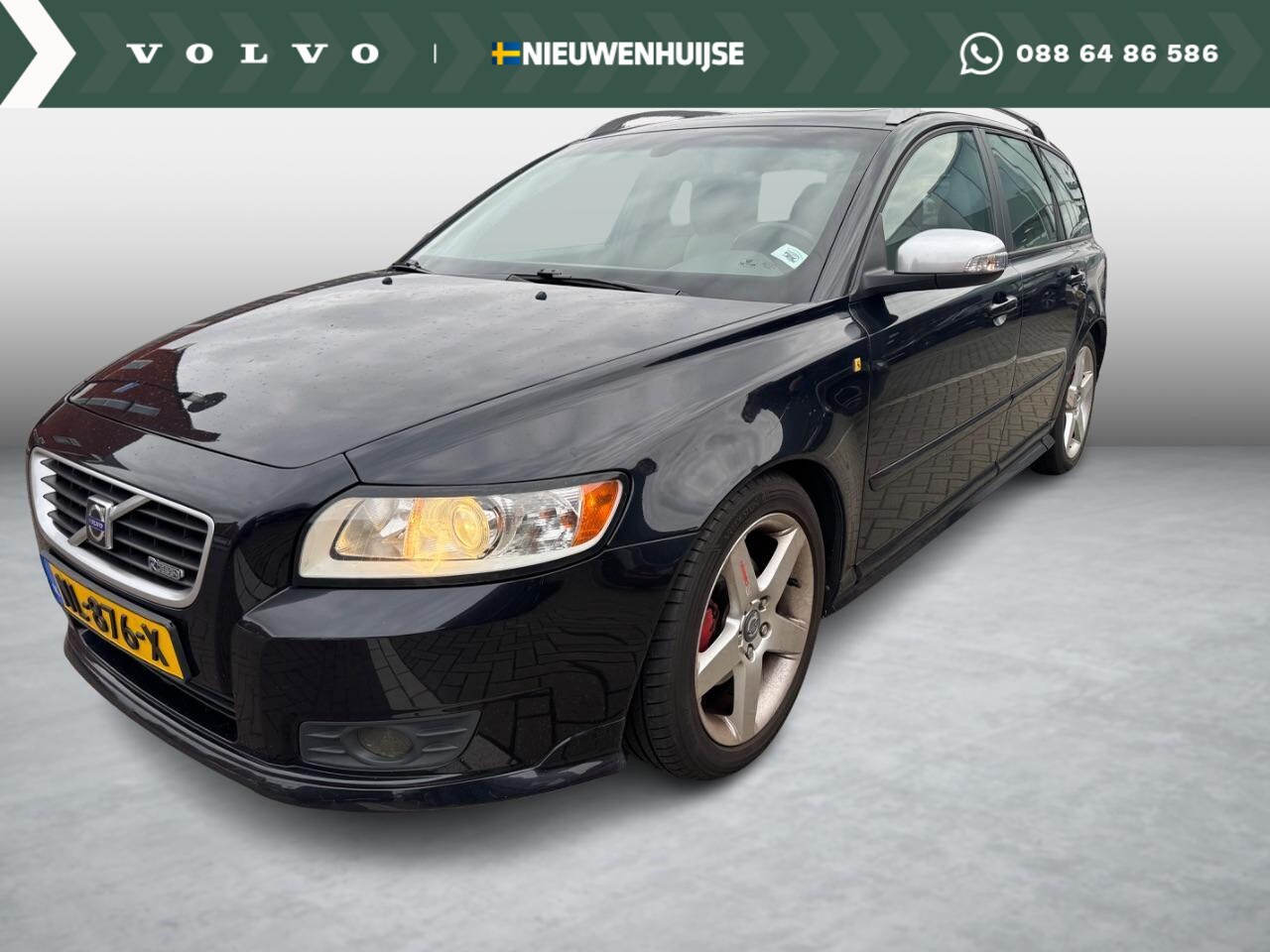 Volvo V50 - 2.0 R-Design | Trekhaak | Schuif-kanteldak | Leder | Spoiler | Stoelverwarming | Parkeerse - AutoWereld.nl