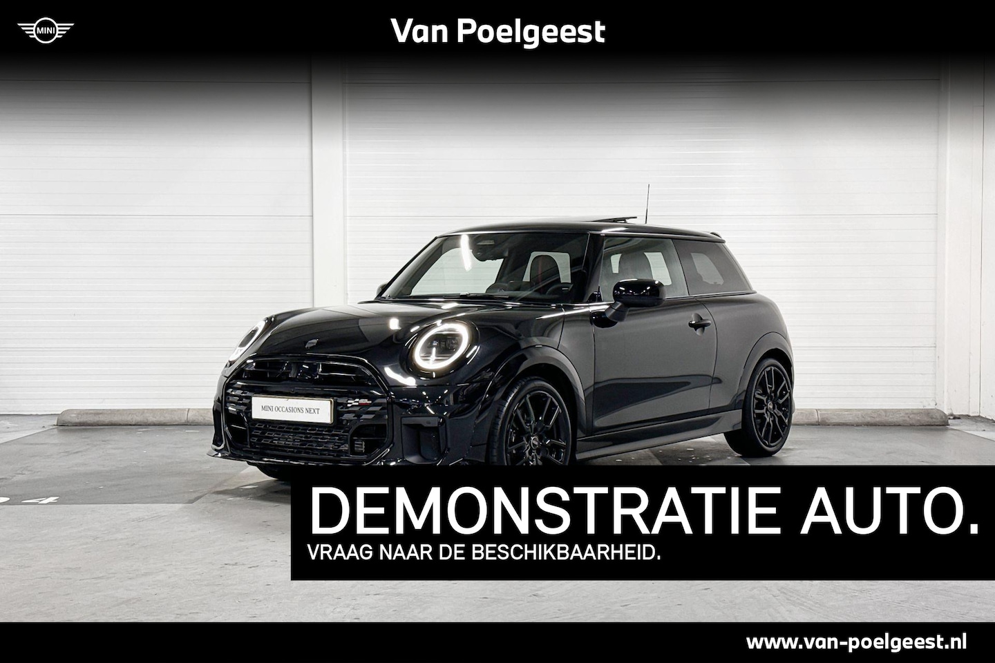 MINI Cooper - C | John Cooper Works Uitvoering | Pakket M | 18" John Cooper Works Lap Spoke Jet Black - AutoWereld.nl