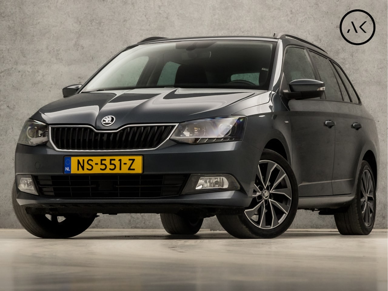 Skoda Fabia Combi - 1.2 TSI Sport (NAVIGATIE, CLIMATE, GETINT GLAS, XENON, TREKHAAK, SPORTSTOELEN, CRUISE, NIE - AutoWereld.nl