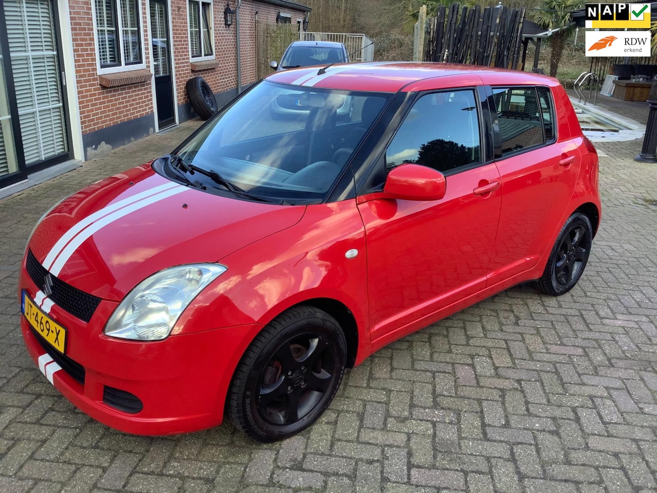 Suzuki Swift - 1.3 GA NIEUWE APK 02-2026 - AutoWereld.nl