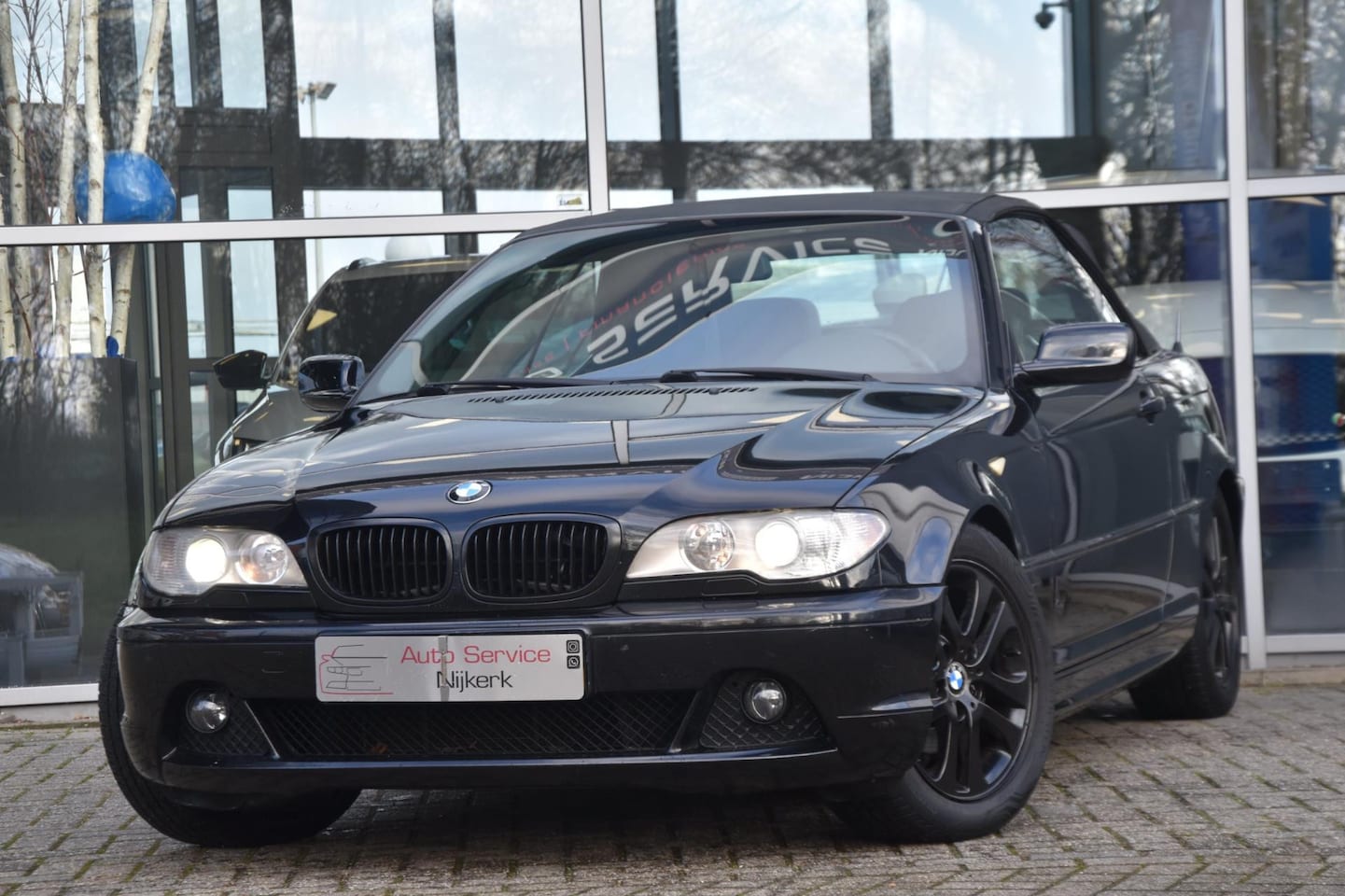 BMW 3-serie Cabrio - 318Ci Executive Aut. Airco Leder Nav. Pdc Youngtimer Xenon - AutoWereld.nl