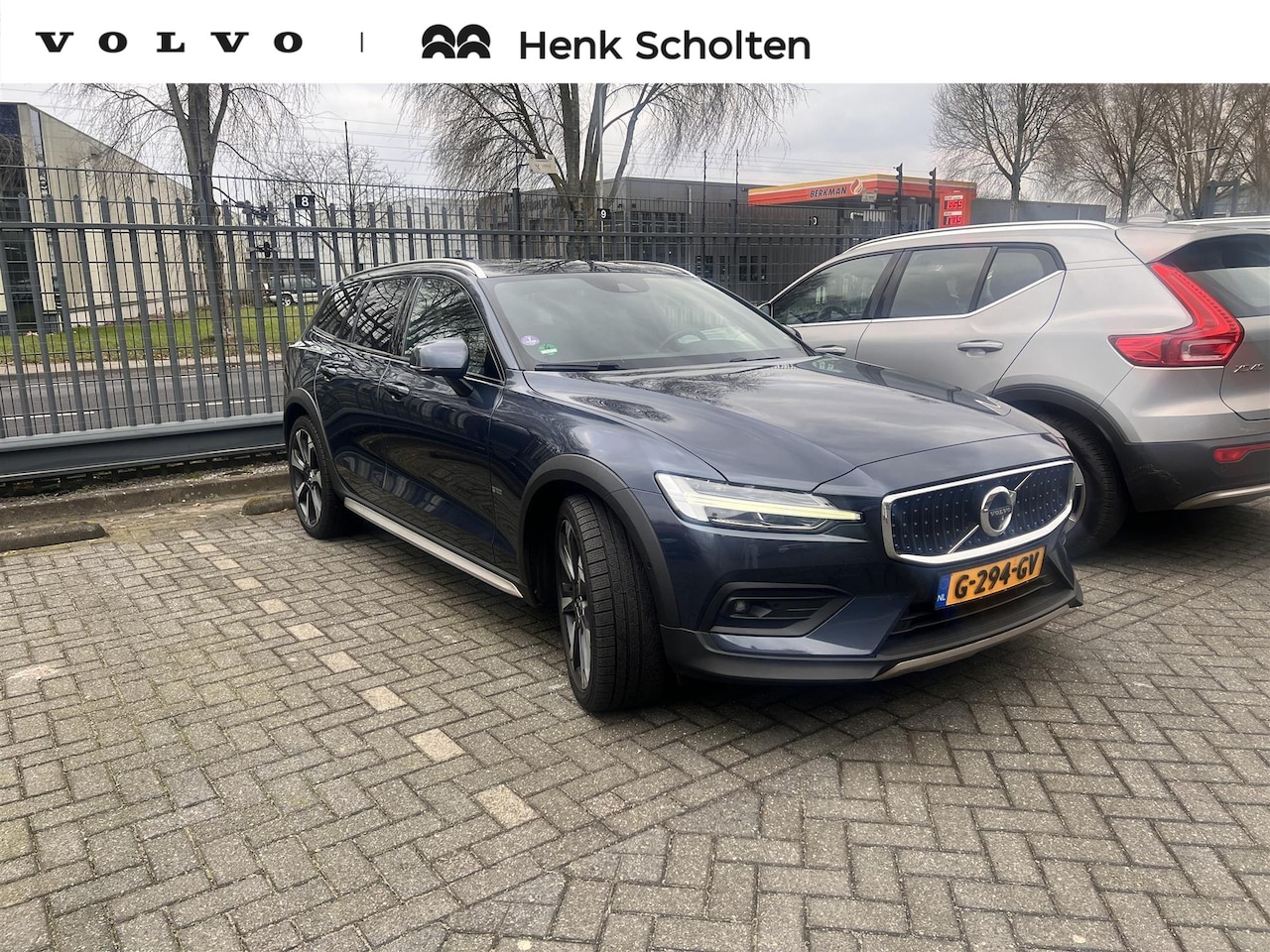 Volvo V60 Cross Country - 2.0 T5 AWD  Pro 2.0 T5 AWD Pro - AutoWereld.nl