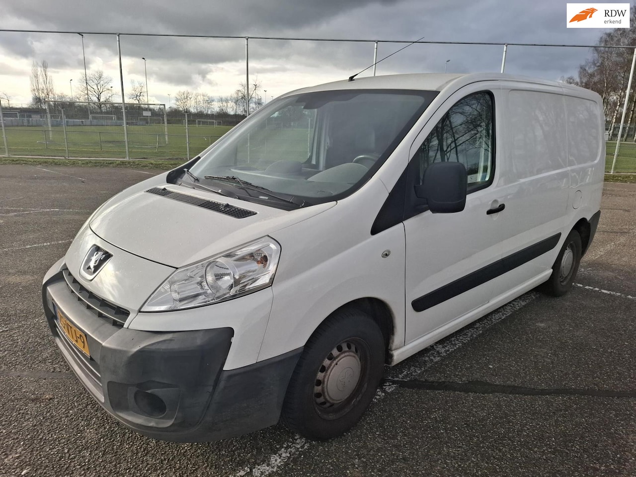 Peugeot Expert - 227 1.6 HDI L1H1 lucht vering - AutoWereld.nl