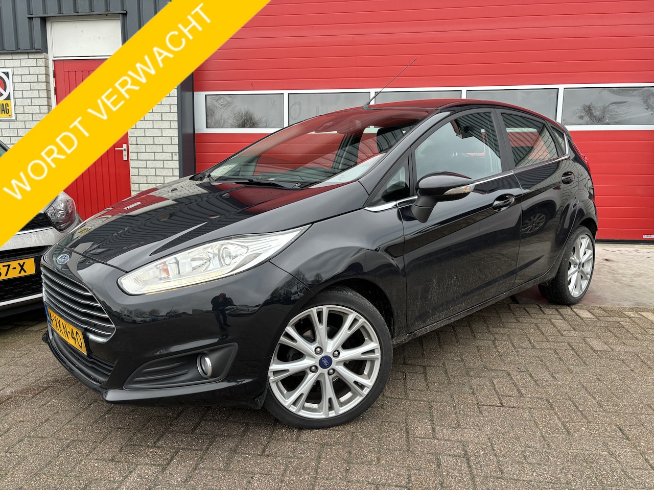 Ford Fiesta - 1.0 EcoBoost Titanium TREKHAAK / NAVI / CLIMA / PDC / BLUETOOTH / CRUISE / NL-AUTO - AutoWereld.nl