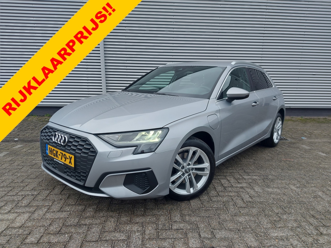 Audi A3 Sportback - 40 TFSI e Business edition Automaat,virtueel dashbord, airco,cruise,navigatie,stoelverwarm - AutoWereld.nl