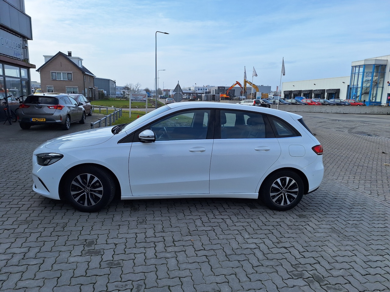 Mercedes-Benz B-klasse - 180 Business Solution Plus 180 Business Solution Plus - AutoWereld.nl