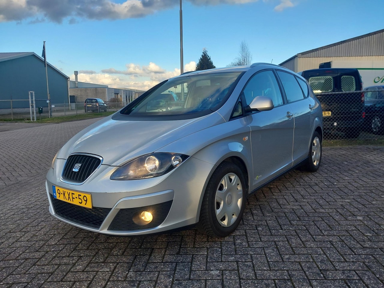 Seat Altea XL - 1.6 TDI Business Line 1.6 TDI Business Line - AutoWereld.nl