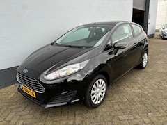 Ford Fiesta - 1.0 Style - Airco - NIEUWE DISTRIBUTIERIEM