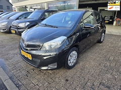 Toyota Yaris - 1.0 VVT-i Aspiration | 1E EIGENAAR | 12MND GARANTIE | CAMERA | NAVI | AIRCO |