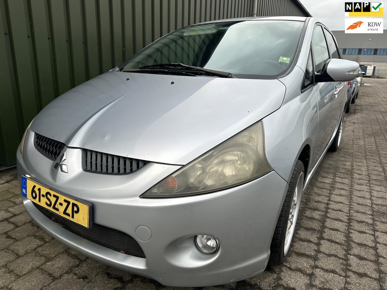 Mitsubishi Grandis - 2.4-16V Intense 2.4-16V Intense - AutoWereld.nl