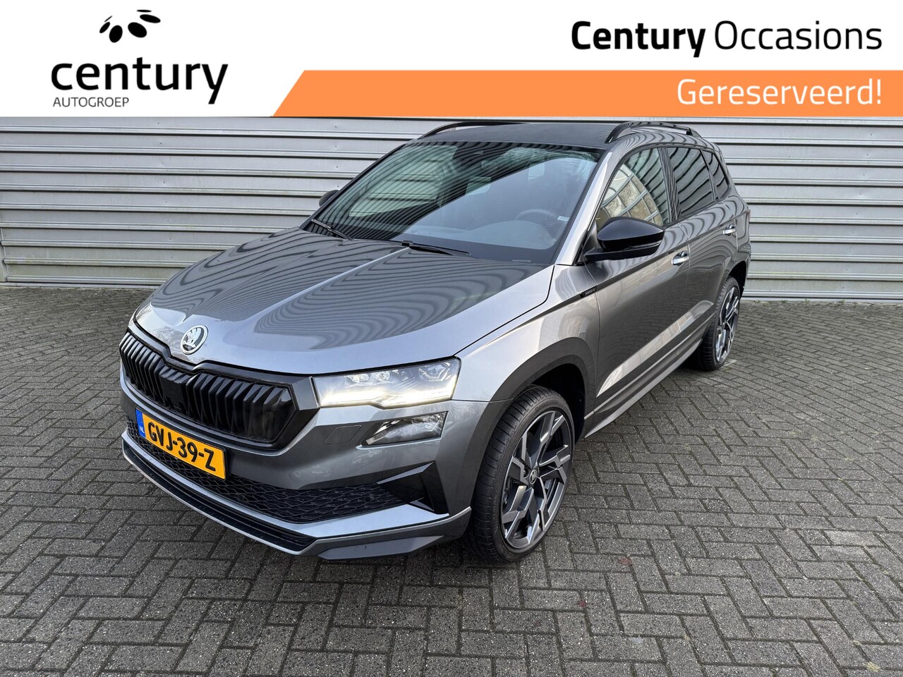 Skoda Karoq - 1.5 TSI ACT Sportline Business + ACC + Zwenkbare trekhaak + Navi - AutoWereld.nl