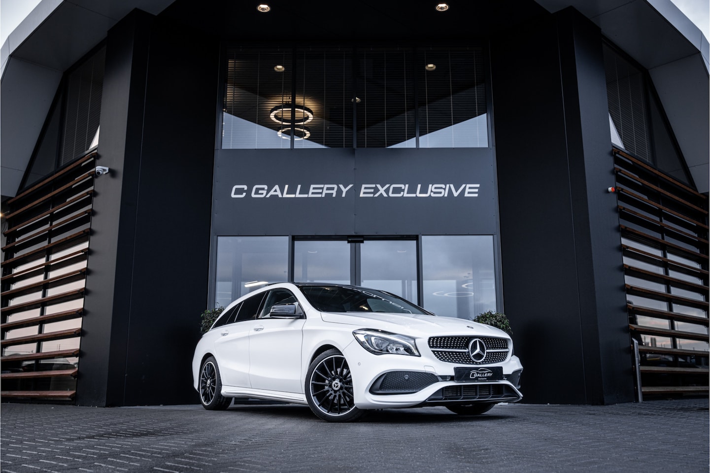 Mercedes-Benz CLA-klasse Shooting Brake - 200 Prestige - Panorama | Cruise Control | Camera - AutoWereld.nl