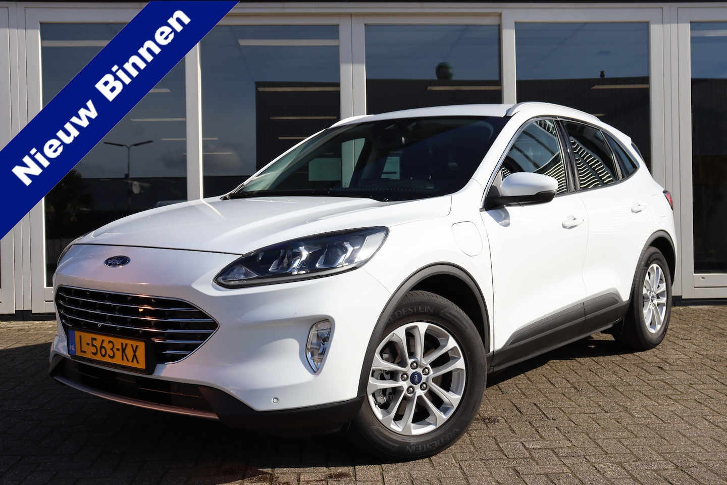 Ford Kuga - 2.5 PHEV,**Netto €14.850** Cruise Control, Airco, Camera, Apple Carplay, Android Auto, Nav - AutoWereld.nl