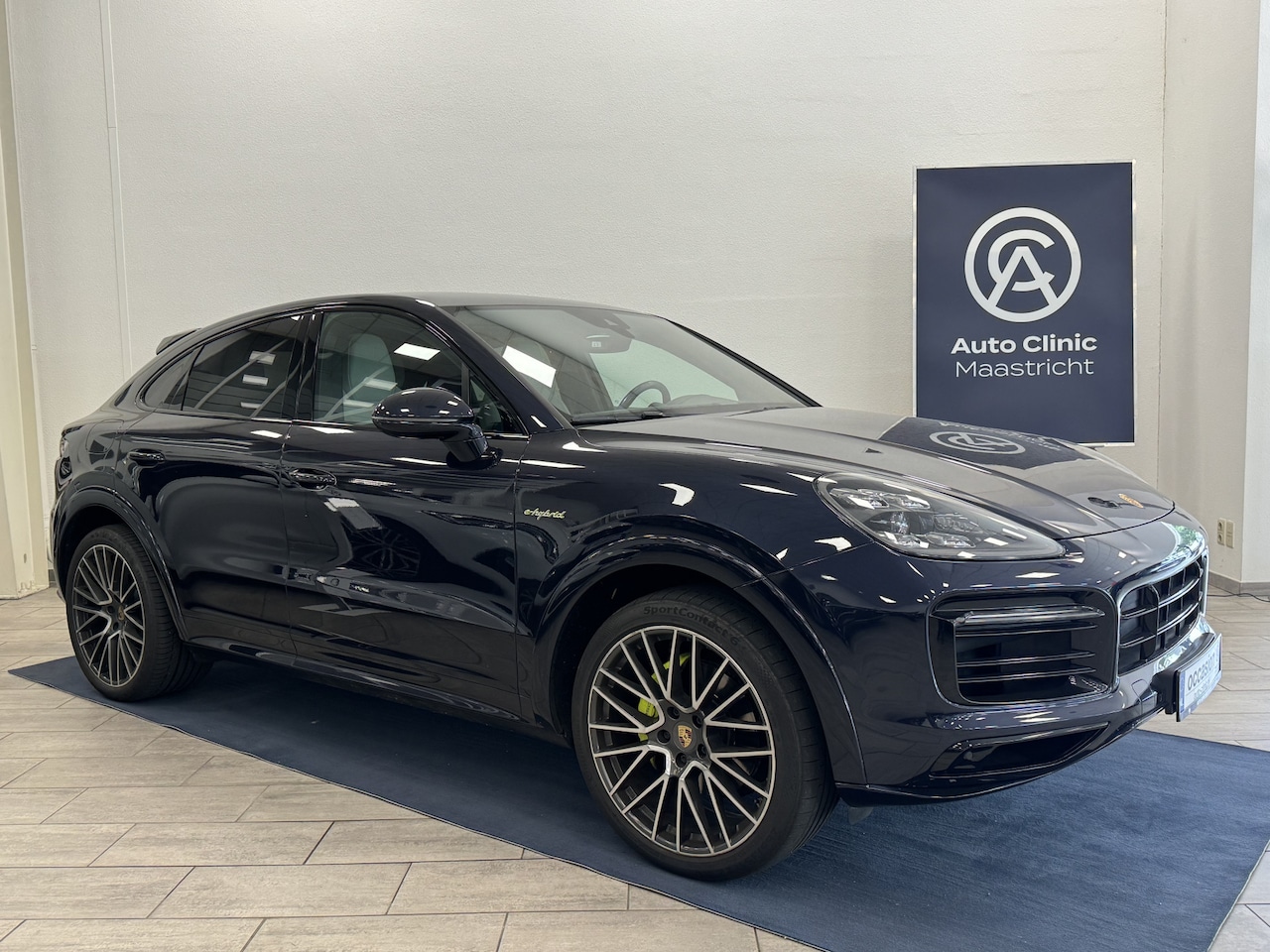 Porsche Cayenne Coupé - 3.0 E-Hybrid 462 pk | PORSCHE PROVED | LUCHTVERING | MATRIX | PCM | - AutoWereld.nl