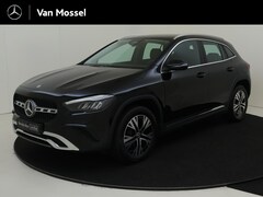 Mercedes-Benz GLA-Klasse - 250 e Luxury Line / Winter Pack