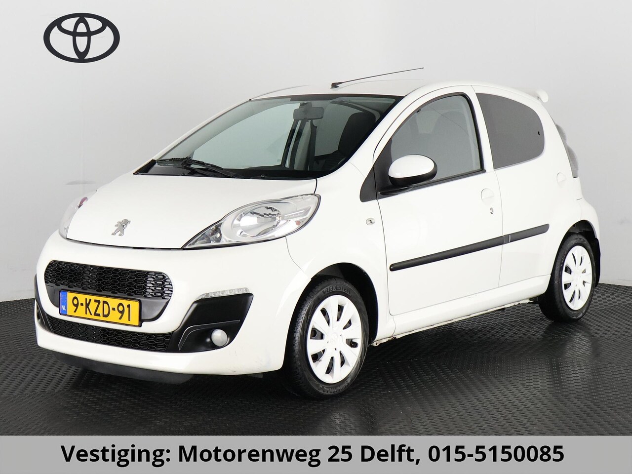 Peugeot 107 - 1.0 ACTIVE 5 DRS AIRCO SPORTPACK COMPACT, ZUINIG EN VERASSEND RUIM! - AutoWereld.nl