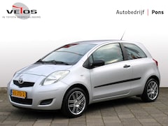 Toyota Yaris - 1.0 VVTi Acces