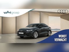 Audi A3 Limousine - S Edition 30 TFSI 116 pk | Optiekpakket zwart plus | Privacy Glas | Apple Carplay / Androi