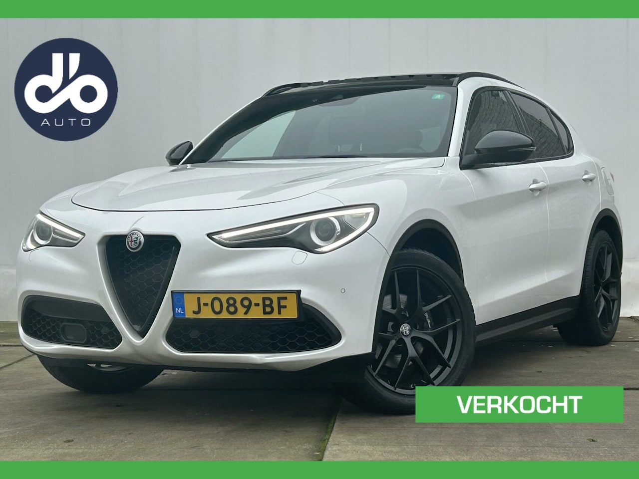 Alfa Romeo Stelvio - 2.0 T 280pk AWD Super PANO DAK I VOL SPORT LEER I 20" LMV I ORG.NL + NAP - AutoWereld.nl