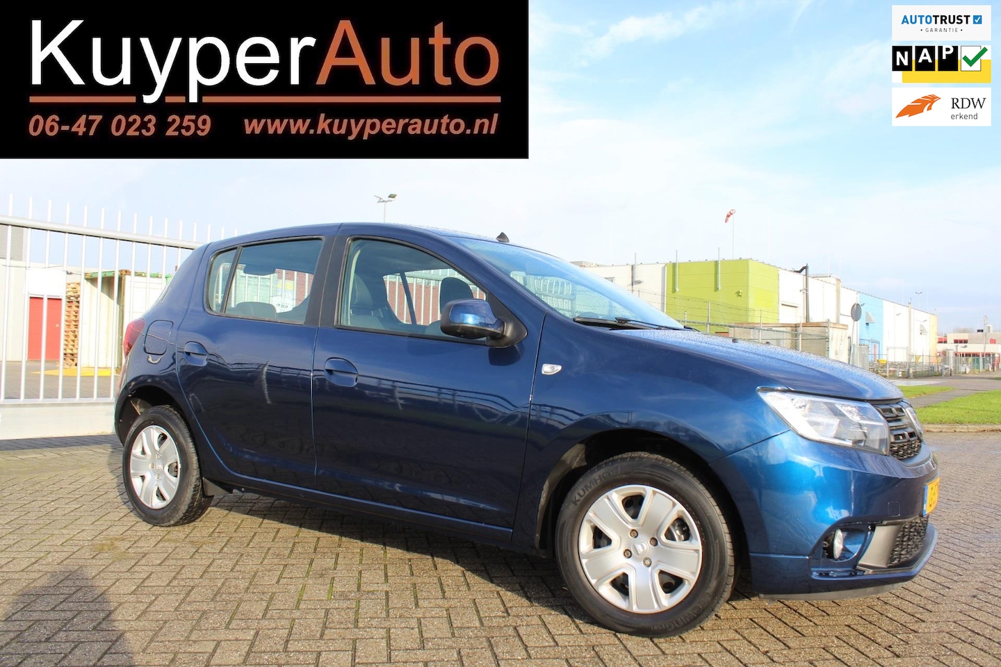 Dacia Sandero - 0.9 TCe Laureate UNIEK NOG GEEN 4000 KM NAP 1E EIG, MULTI MEDIA AIRCO PARKEERSENSOREN - AutoWereld.nl