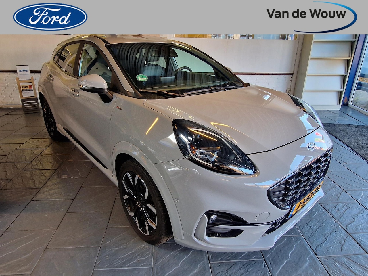 Ford Puma - 1.0 EcoBoost ST-Line X Automaat/B&O/Trekhaak/Mat-grijs metallic/Super compleet. - AutoWereld.nl