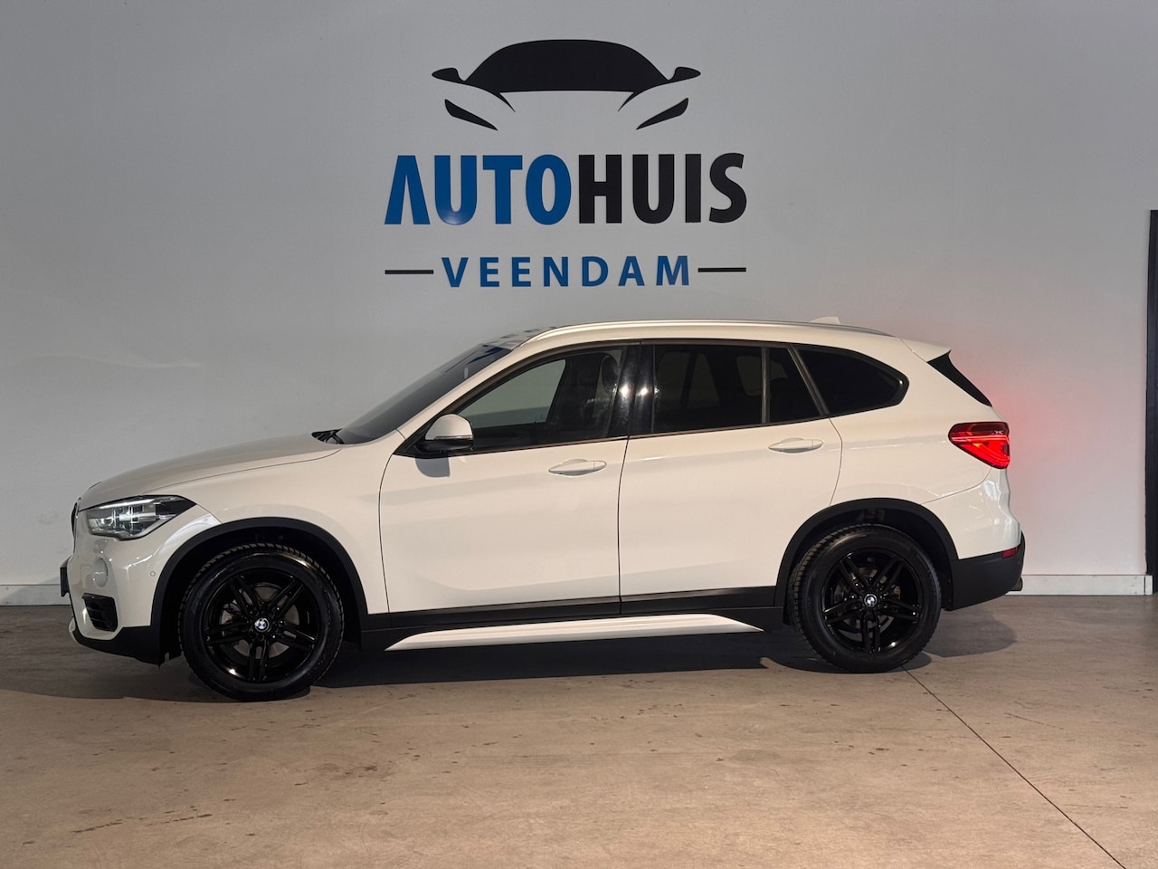 BMW X1 - sDrive18i SDrive18i - AutoWereld.nl