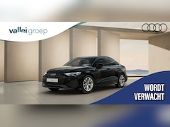 Audi A3 Limousine - S Edition 30 TFSI 116 pk | Optiekpakket zwart plus | Privacy Glas | Apple Carplay / Androi